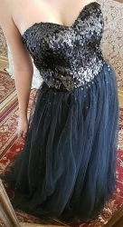 černé plesové šaty flitrové s tylovou sukní
