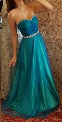 plesové šaty modrozelené na maturitní ples Amy