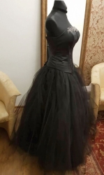 černé dvoudílné plesové šaty Goth