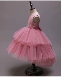 růžové luxusní šaty pro malou družičku Petra