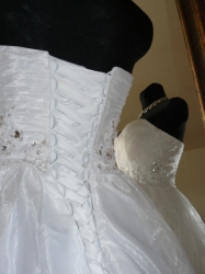 Jiolia svatební šaty