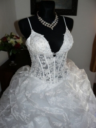 Angela luxusní svatební šaty královské