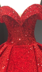 luxusní zářivé třpytivé plesové šaty večerní na ples červené