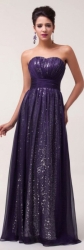z fialové dlouhé společenské šaty flitrové