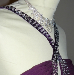 Gabrete antické plesové šaty fialové 