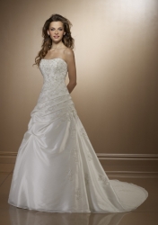 svatební šaty na míru - extra luxusní model