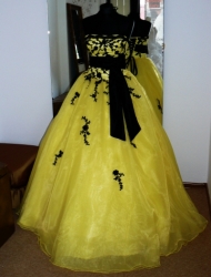 plesové šaty kolekce Yvettey Yellow