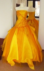 plesové šaty kolekce Yvettey žluté
