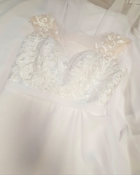 krajkové svatební šaty boho bílé