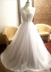 svatební šaty bílé krajkové Josefína