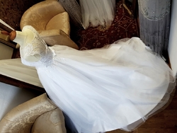  svatební šaty bílé s krajkou Dorothea