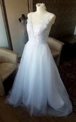   tylové svatební šaty Alexandra
