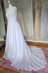 svatební šaty bílé šifonové Teoma