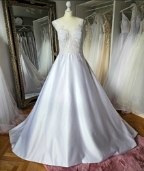 saténové svatební šaty Retana