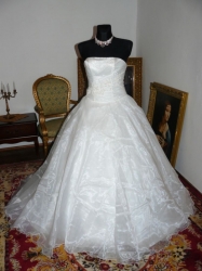 svatební šaty Ingrid