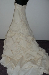 svatební šaty irina 40