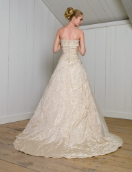 svatební šaty irina 651