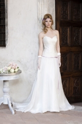 svatební šaty Italia 5480