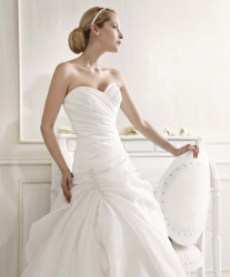 svatební šaty Italia 5495