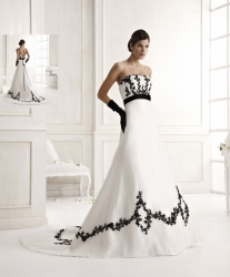svatební šaty Italia 5505