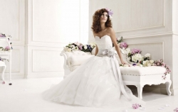 svatební šaty Italia 5521