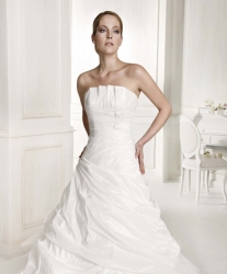 svatební šaty Italia 5540