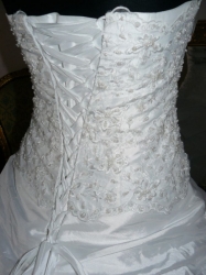 svatební šaty Orfea