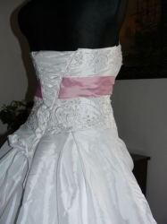 svatební šaty Roselinde
