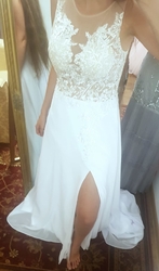 průsvitné svatební krajkové boho šaty 