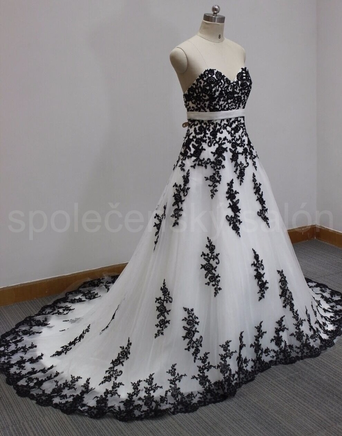 z černobílé svatební šaty Luisa - kopie