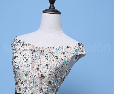 korálkové společenské bílomodré plesové šaty