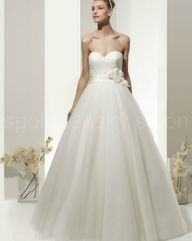 svatební šaty Antonie 424