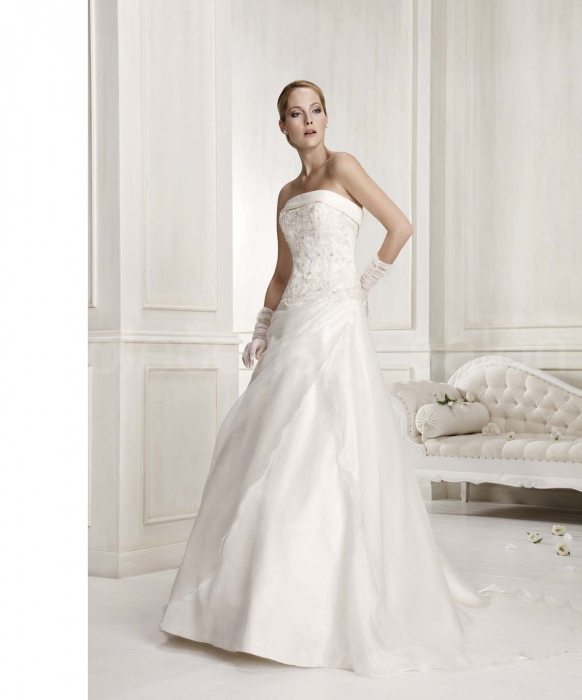 svatební šaty Italia 5501