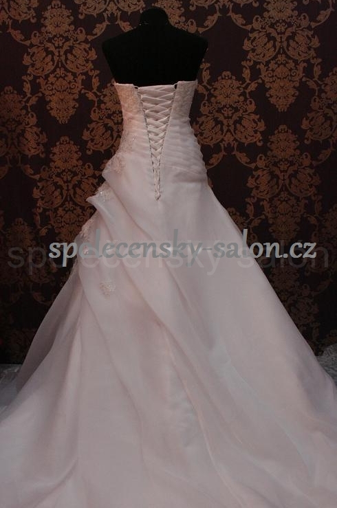 svatební šaty Yvettey 15